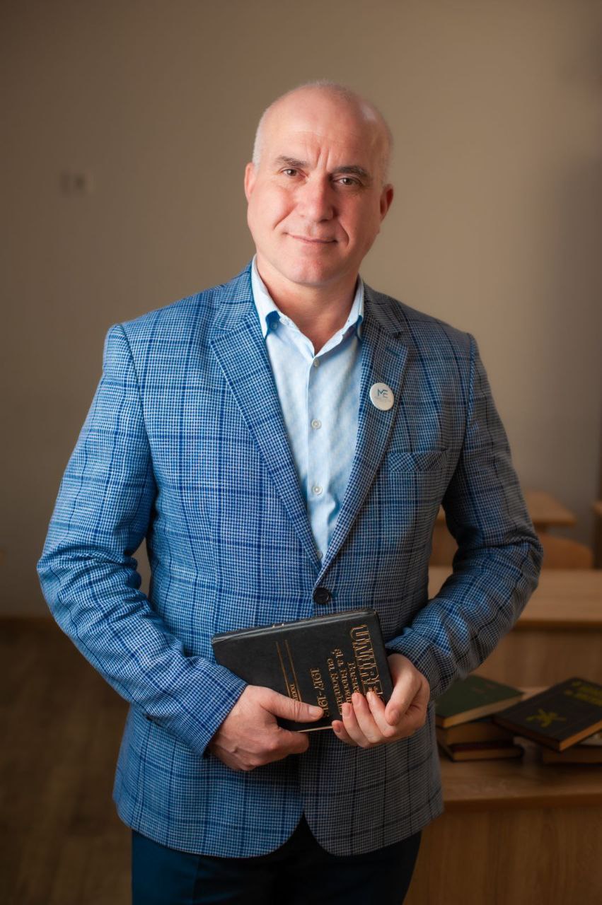 Petru LANGA-director